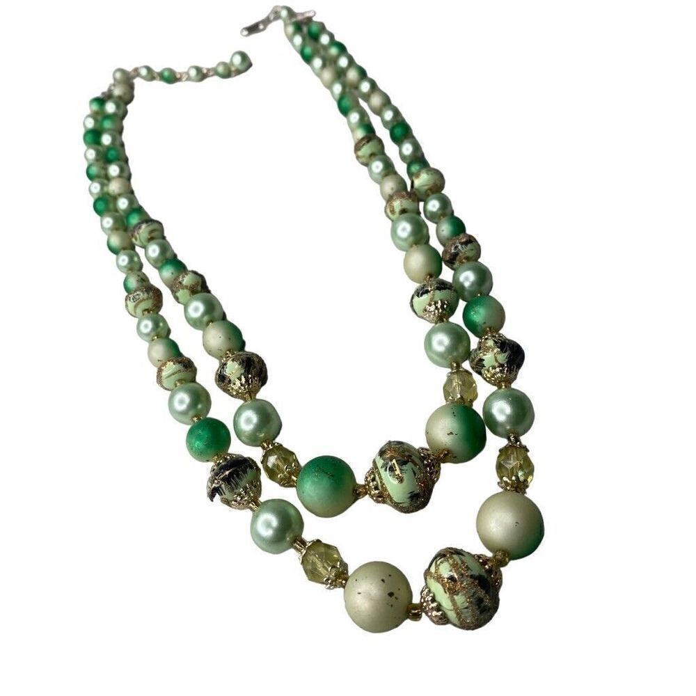 Vintage Double Strand Ombré Green And Gold Tone Beaded Necklace Costume J27
